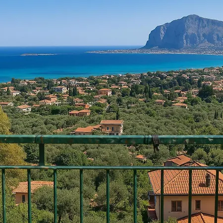 Rock & Sea View M Villa Mondello