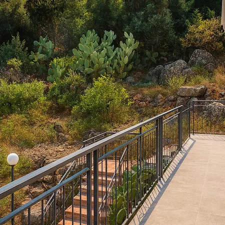 Rock & Sea View M Villa